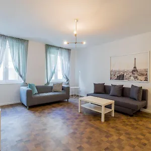 Nena Hermannplatz Appart hôtel